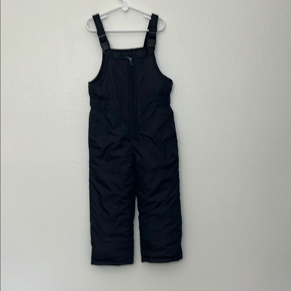 OshKosh B’gosh Kids Black Snow Bib sz 5-6
